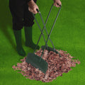 Bosmere Long Handled Leaf Grabber – Green Steel & Plastic Yard Rake