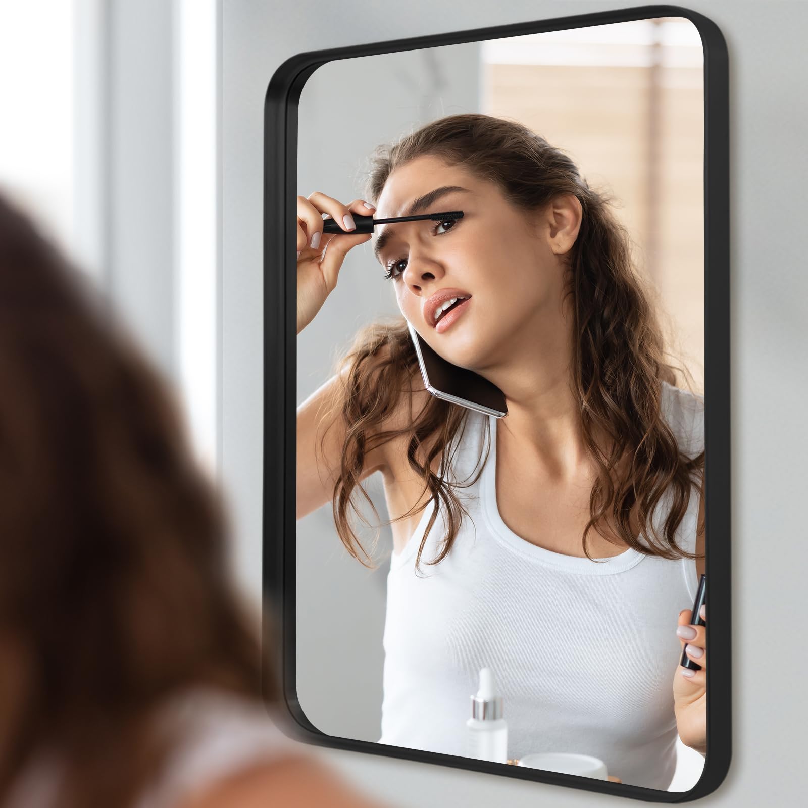 LunaMirror Black Bathroom Vanity Mirror – 50x75 CM Aluminum Frame