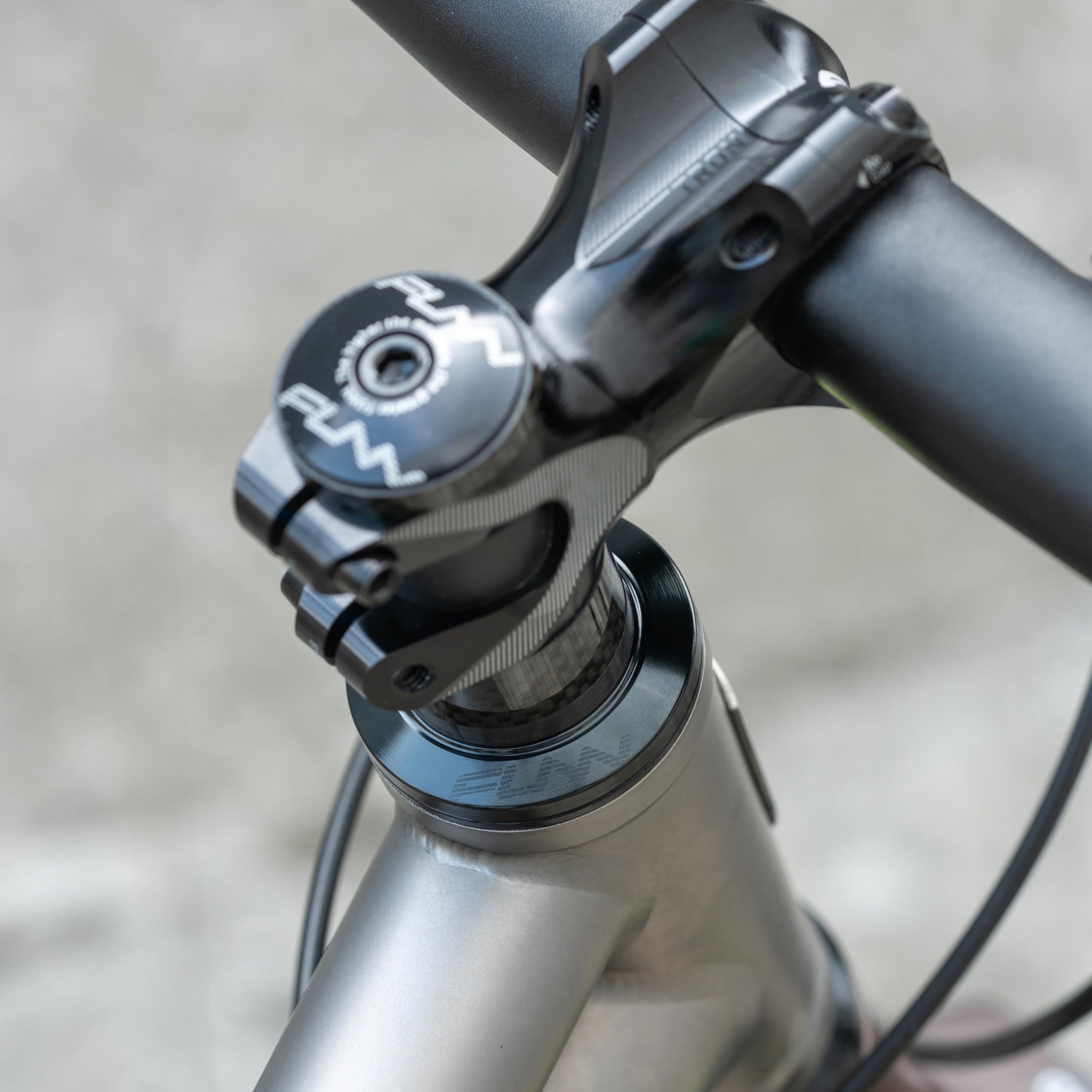 Funn Descend ZS56/28.6 MTB Upper Headset | 6061 Alloy Angular Bearing