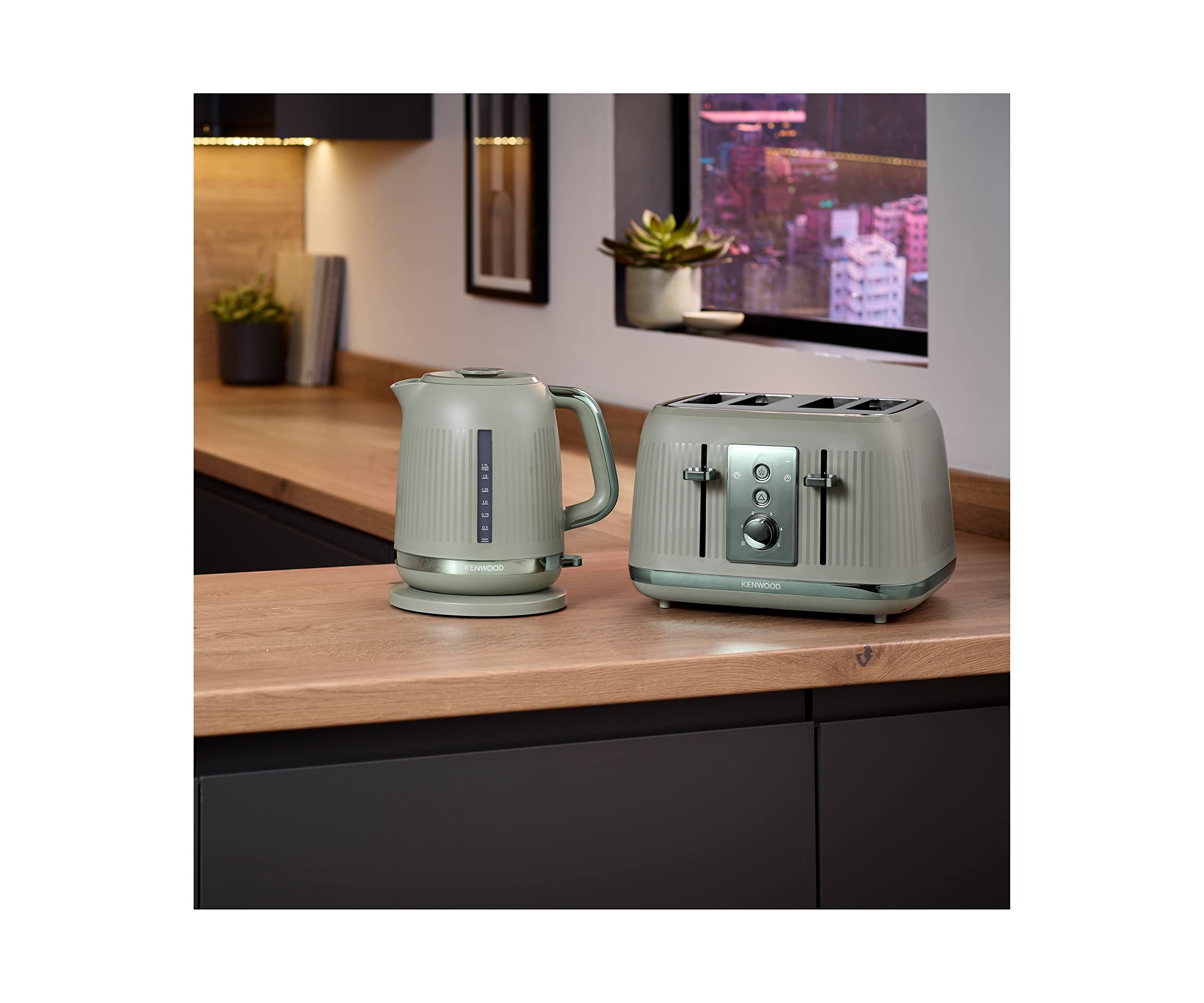 Kenwood Dusk 4-Slot Toaster – 1800W with 5 Browning Levels, Olive Green