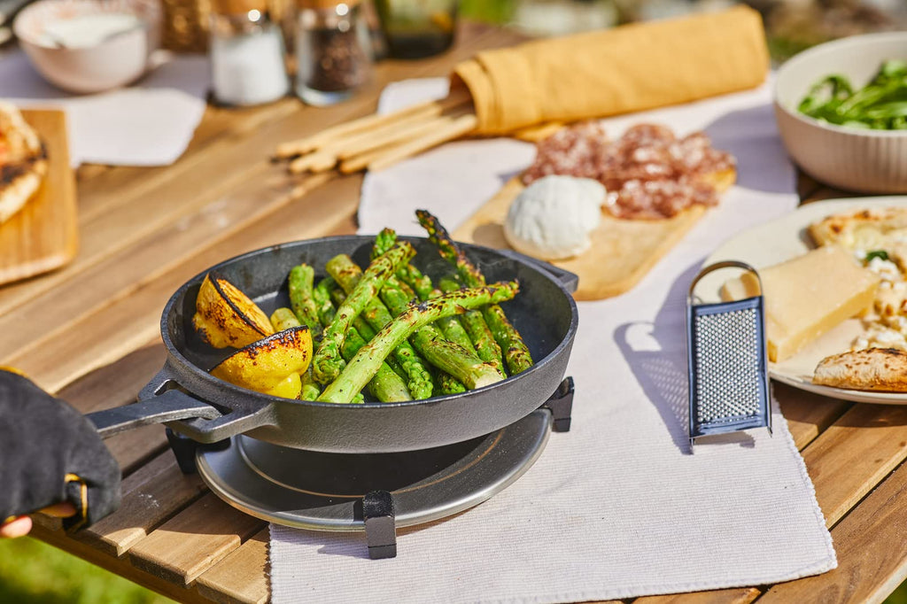 Ooni 9" Cast Iron Skillet Pan with Removable Handle and Trivet