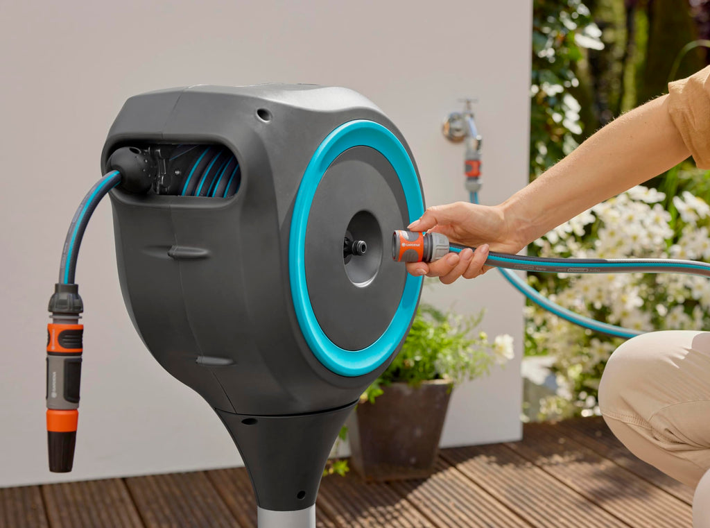 Gardena RollUp S Patio Hose Box – 15m Weatherproof Automatic Hose Reel