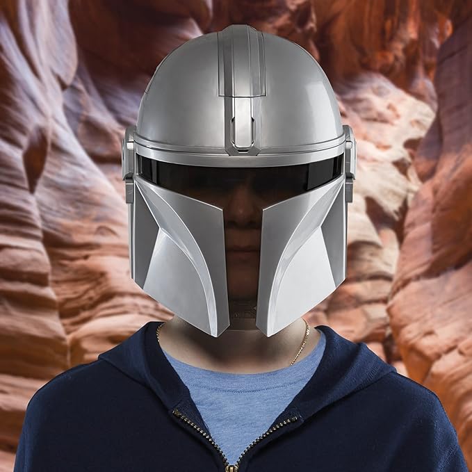 Star Wars The Mandalorian Electronic Mask by Hasbro – 3 Sound Effects