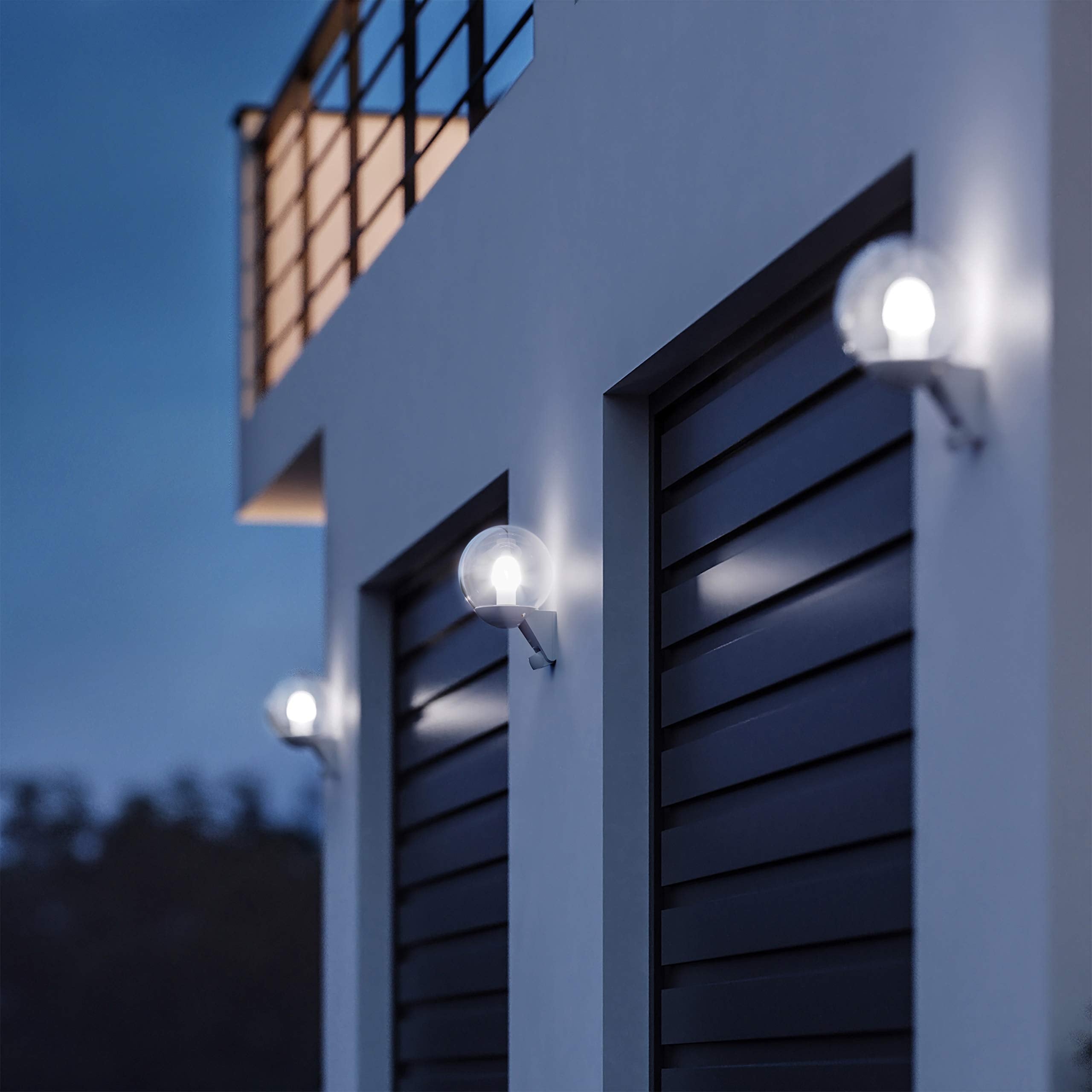 Steinel L 585 S Outdoor Wall Light – 180° Motion Sensor – White