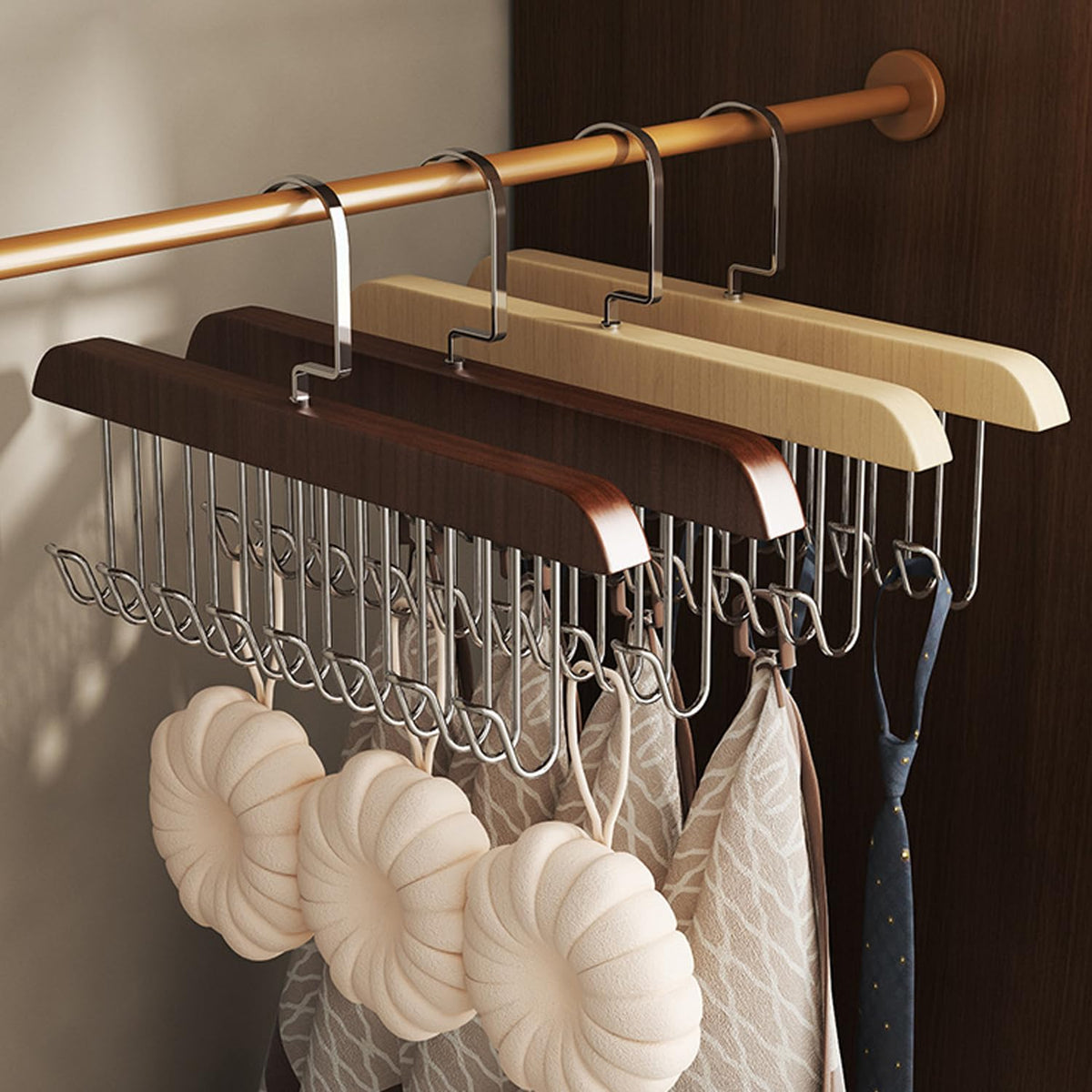 Wooden Belt Hanger 2 Pack, Non Slip Bra HangersBrown