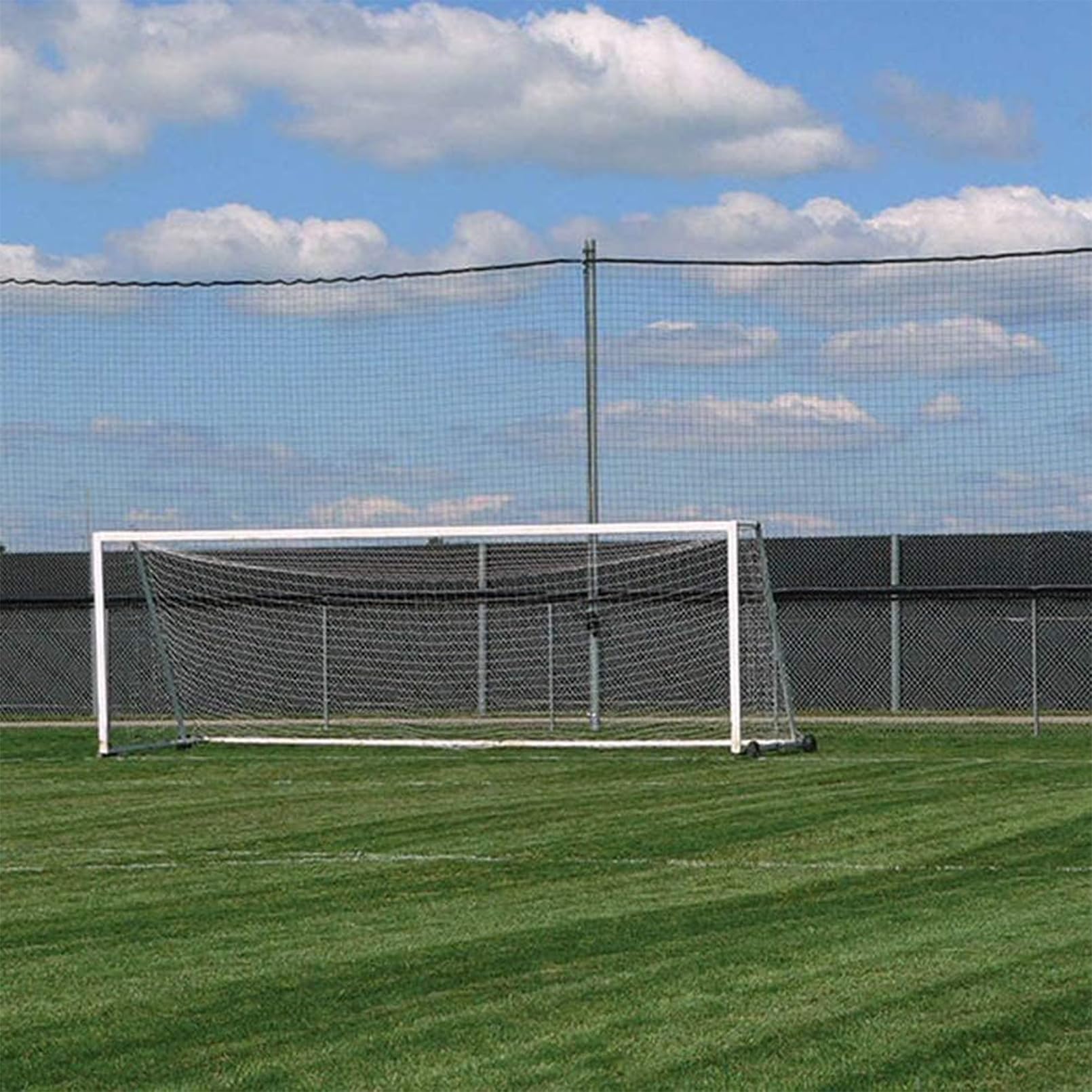 Aoneky Heavy Duty Football Rebounder Net | 10x20ft Polyester Backstop
