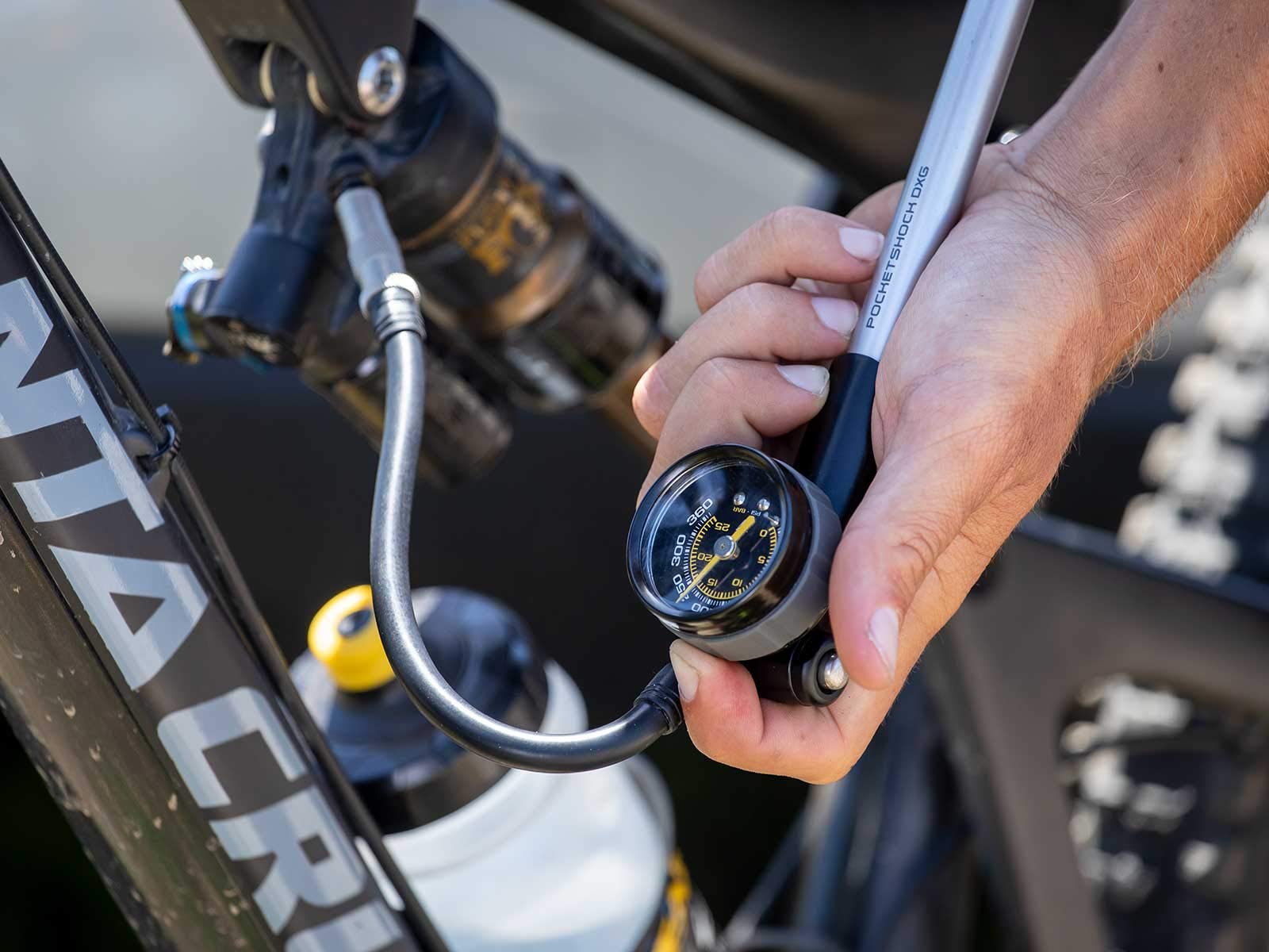 Topeak Pocket Shock DXG Suspension Pump | 360 PSI Dial Gauge – Silver
