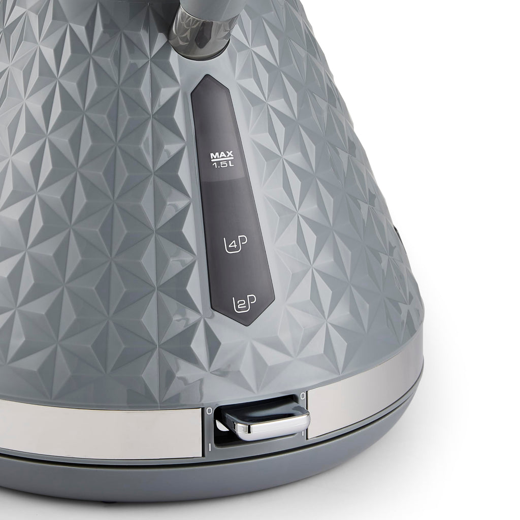 Morphy Richards Vector Pyramid Kettle | 1.5L Rapid Boil 3kW – High Gloss