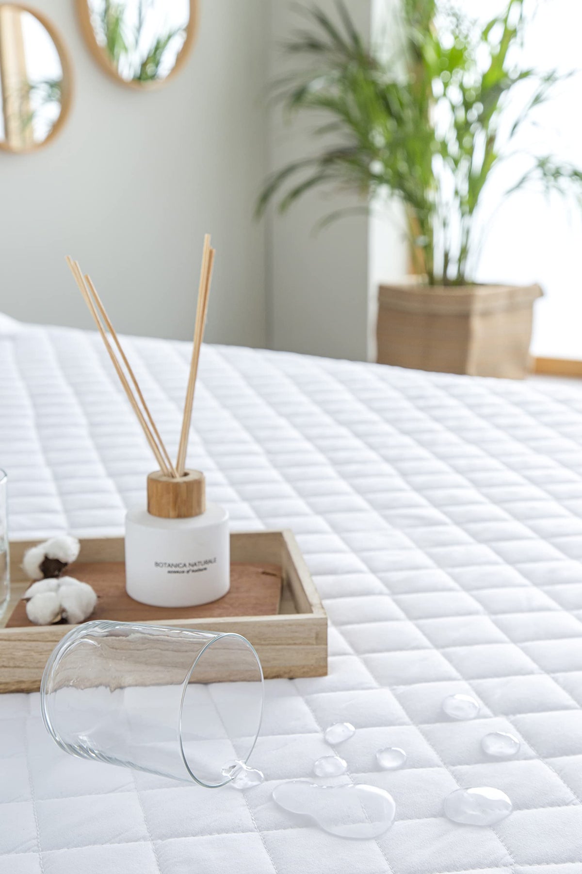 Todocama Mattress Protector, Anti Dust Mite Padding, Breathable, Waterproof and Hygienic Bed 140 x 190/200 cm