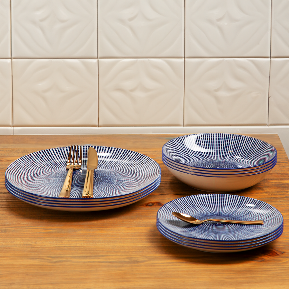 Orsina Maya 12-Piece Blue and White Ceramic Dinner Set for 4