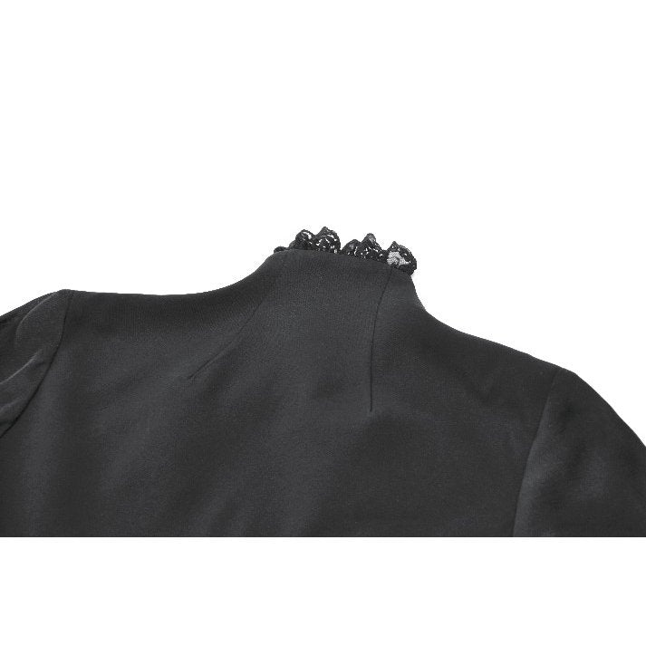 Dark in Love Erzsébet Gothic Lace Cape Shrug – Black Victorian Capelet