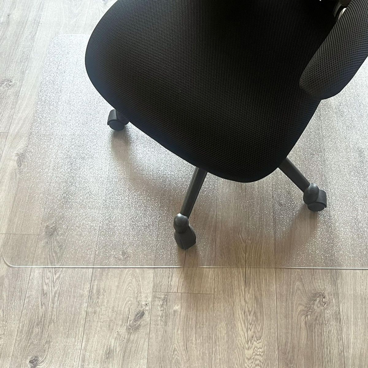 Marvelux Enhanced Polymer Clear Office Chair Mat for Hard Floors 90 x 120cm - image 3