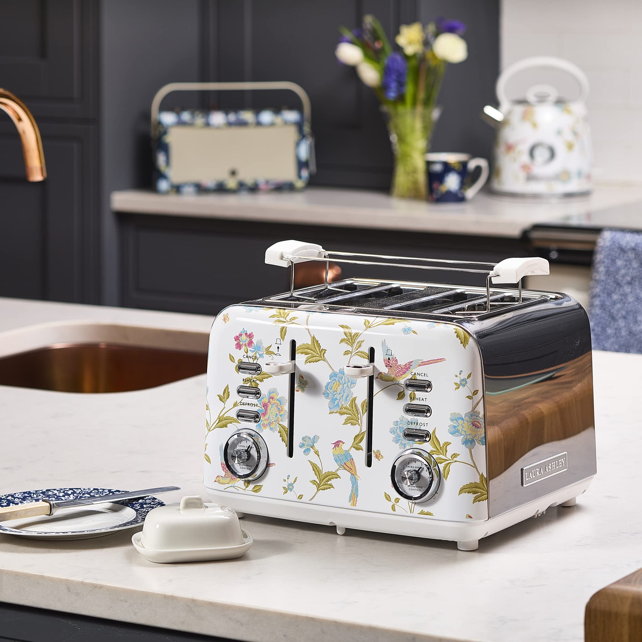 Laura Ashley Elveden 4-Slice Toaster | White Stainless Steel by VQ