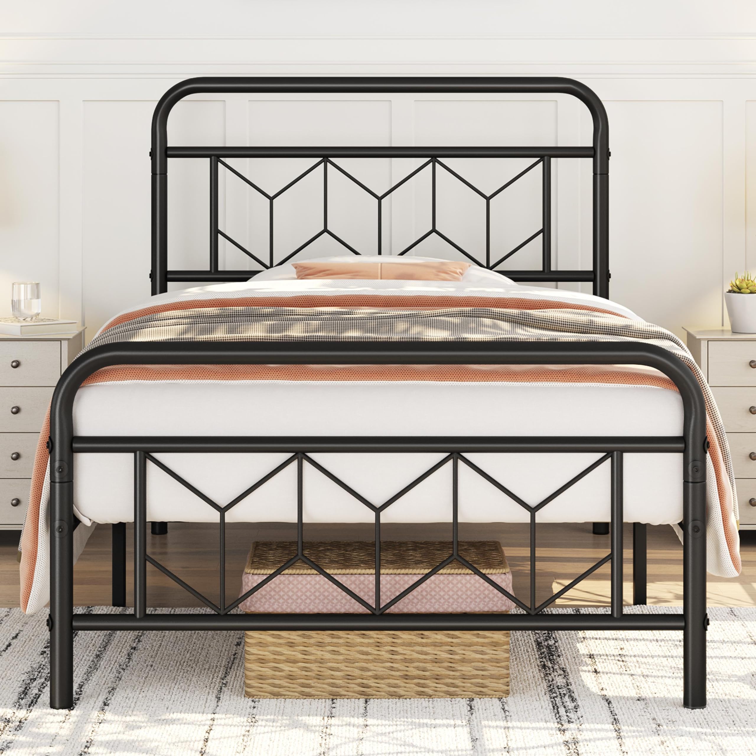 Yaheetech 3ft Single Metal Platform Bed Frame with Diamond Headboard