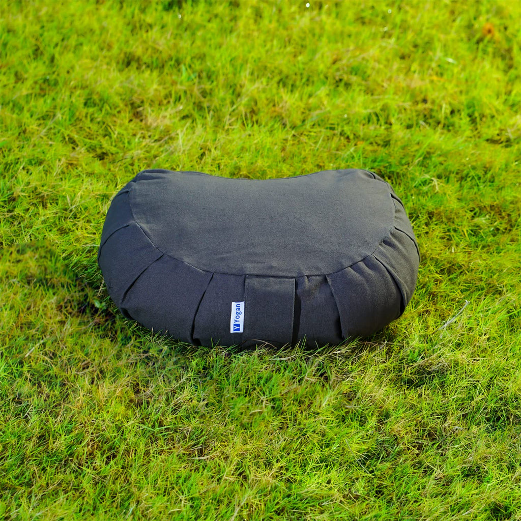 Yogan Crescent Meditation Cushion | Organic Cotton & Buckwheat Hulls