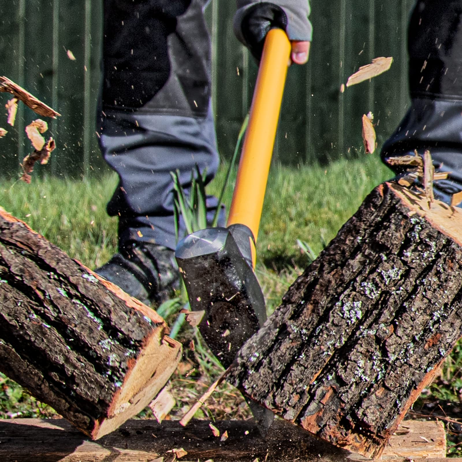 Roughneck Log Splitting Maul 3.6kg/8lb – Fibreglass Handle & Dual Wedge