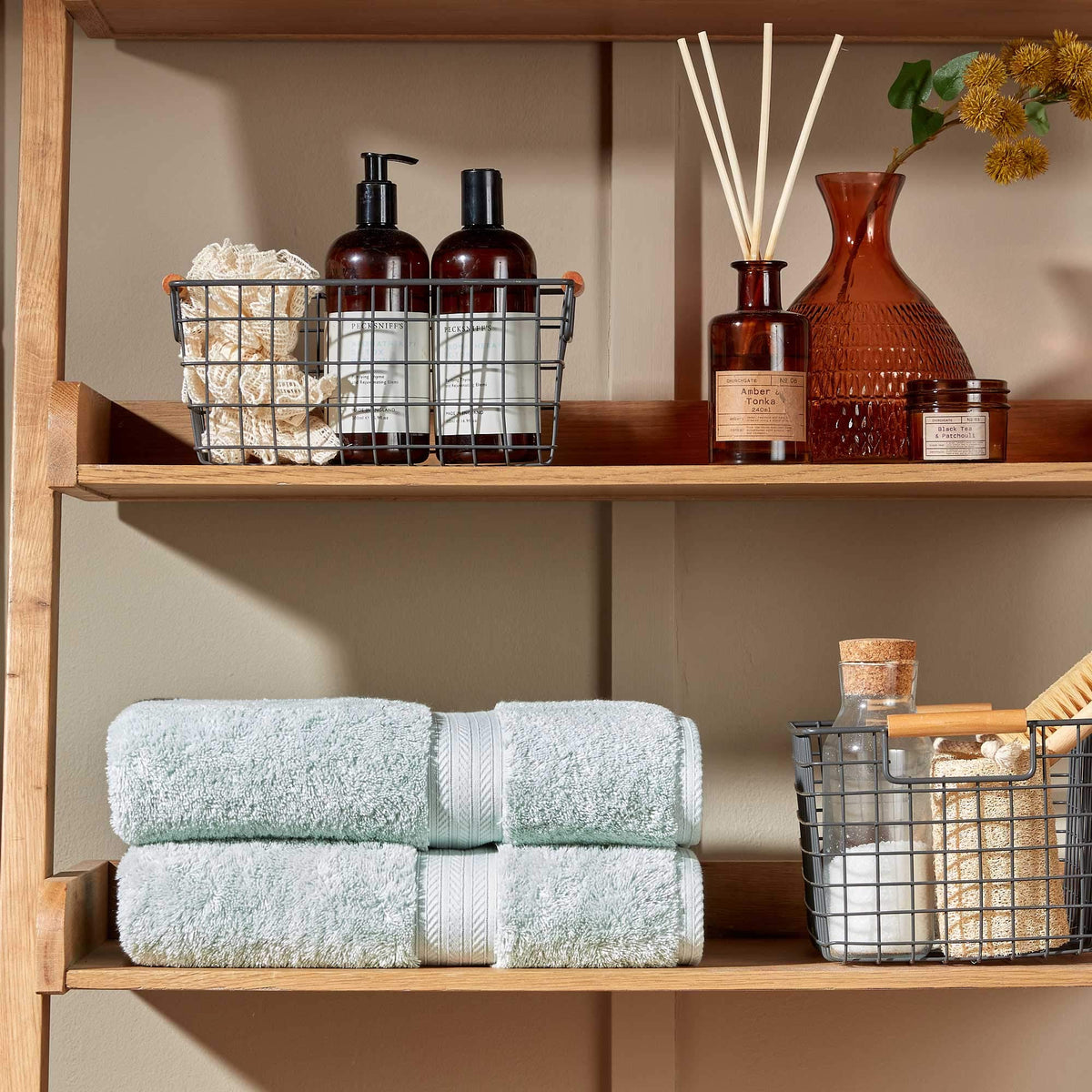 Christy Renaissance 4 Face Cloths Set | Eggshell | 100% Egyptian Cotton | Luxuriously Soft and Super Absorbent | 675 GSM | 4 Wash Cloth Flannels - image 2