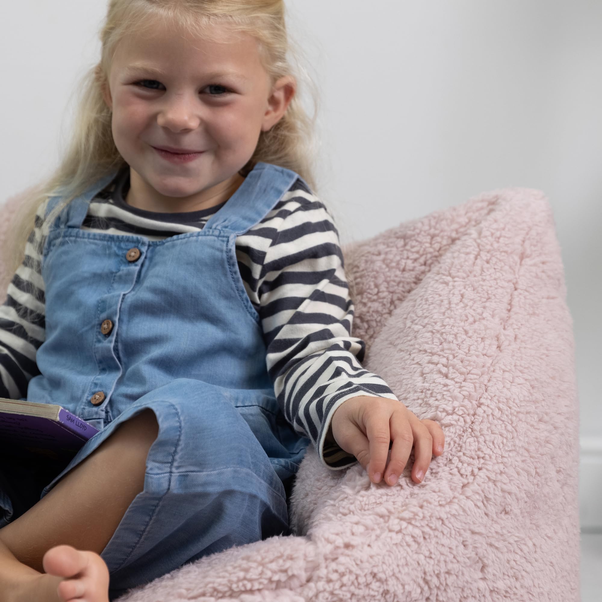 icon Kids Teddy Fleece Bean Bag Chair | Pink Fluffy Armchair with Filling