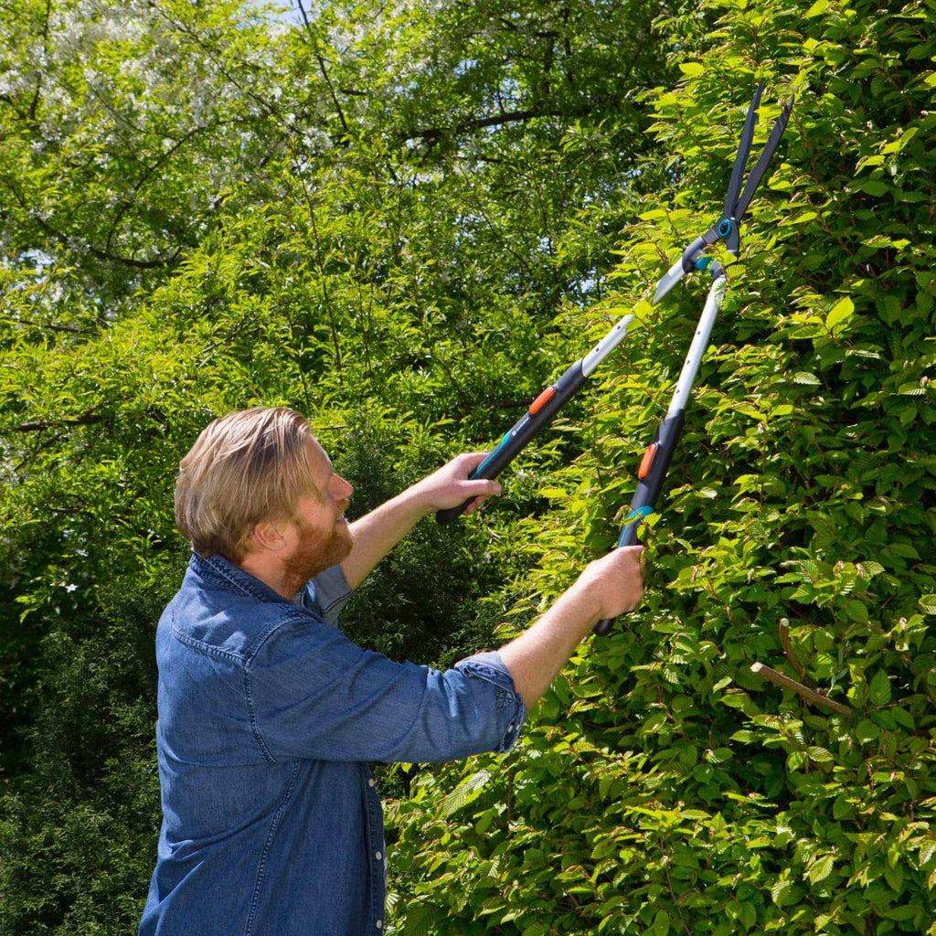 Gardena TeleCut Hedge Shears – Telescopic Steel Blade Trimmer