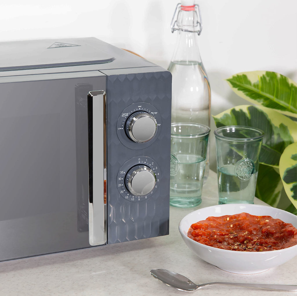 Russell Hobbs Honeycomb 17L 700W Solo Manual Microwave – Grey