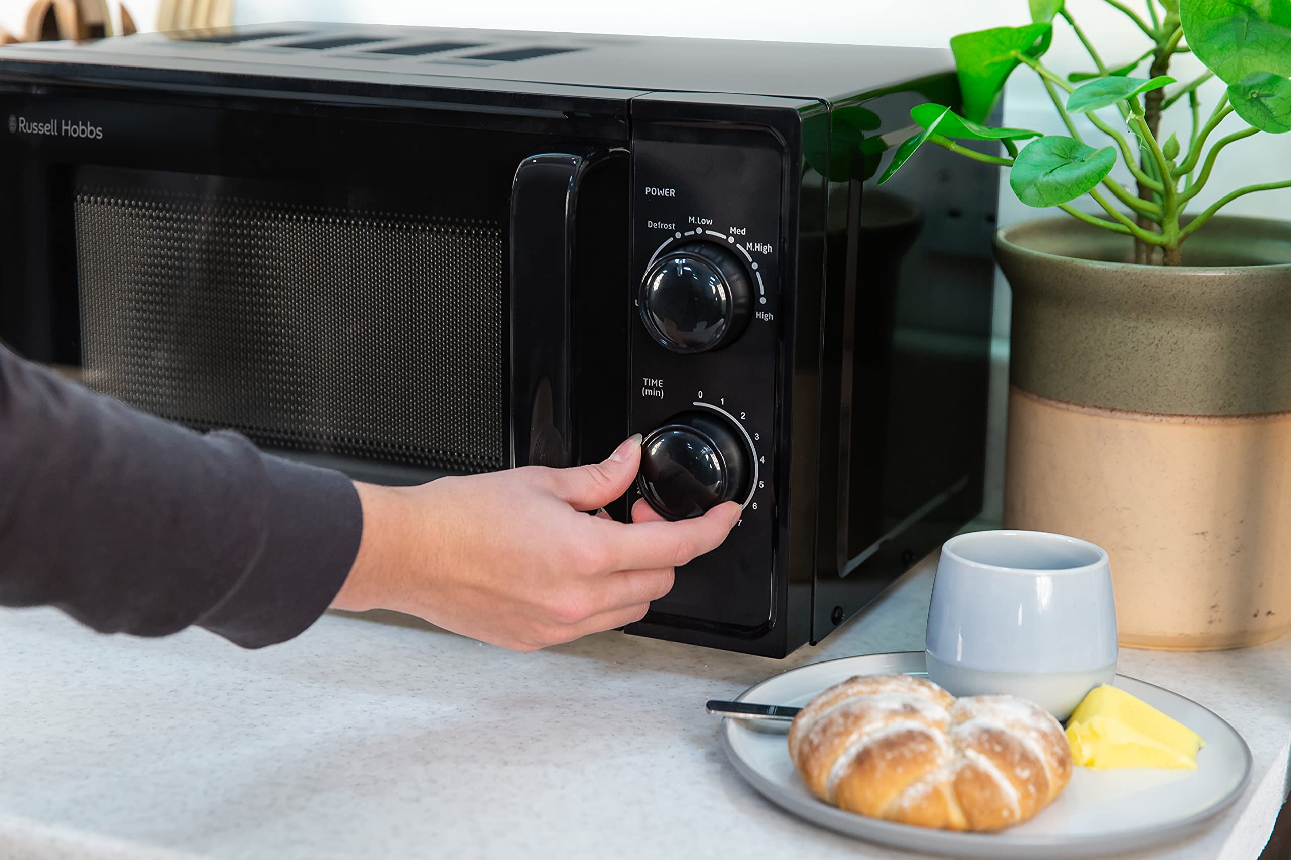 Russell Hobbs 17L Compact Microwave – 700W Manual Textures Design, Black
