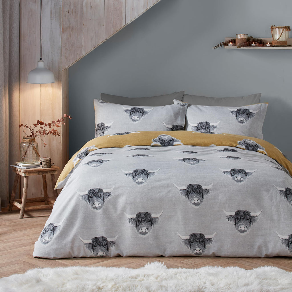 Fusion Highland Cow Reversible Duvet Cover Set – Ochre Yellow – Super King