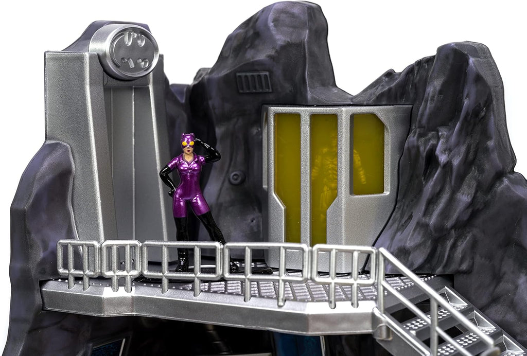 Batman Batcave NanoScene by Snaps | Includes 2 Figures & Light-Up Signal
