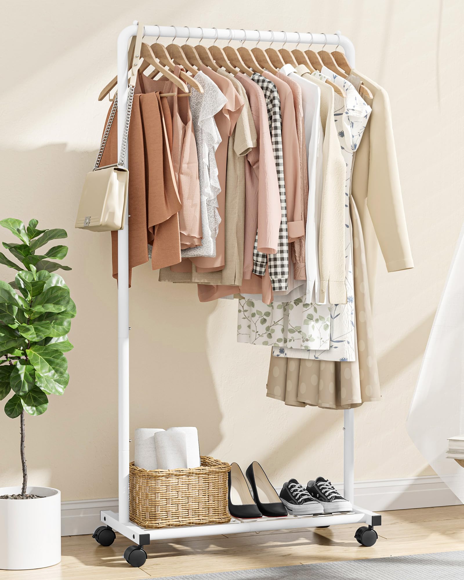Sakugi Heavy-Duty Metal Clothes Rail – Rolling Garment Rack with Shelf