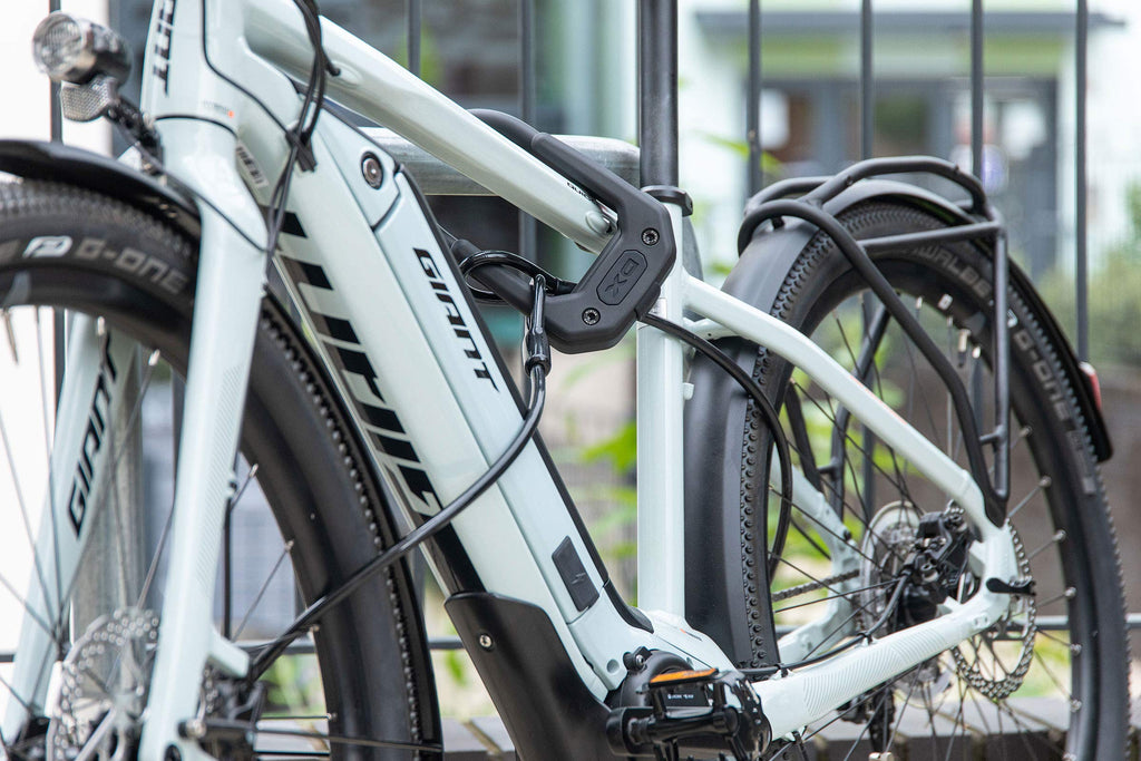Hiplok DX+ Bike D Lock | Sold Secure Diamond Steel U-Lock & 2m Cable