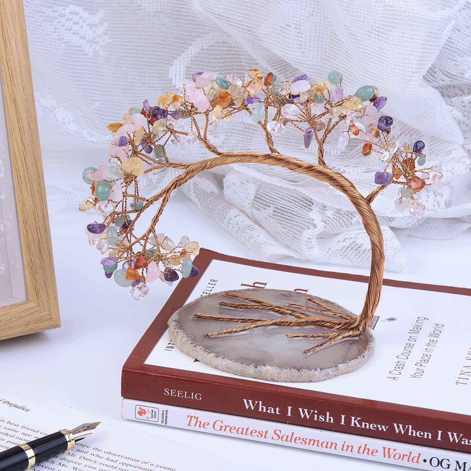 Nupuyai 7 Chakra Crystal Money Tree with Agate Slice Base Feng Shui Decor