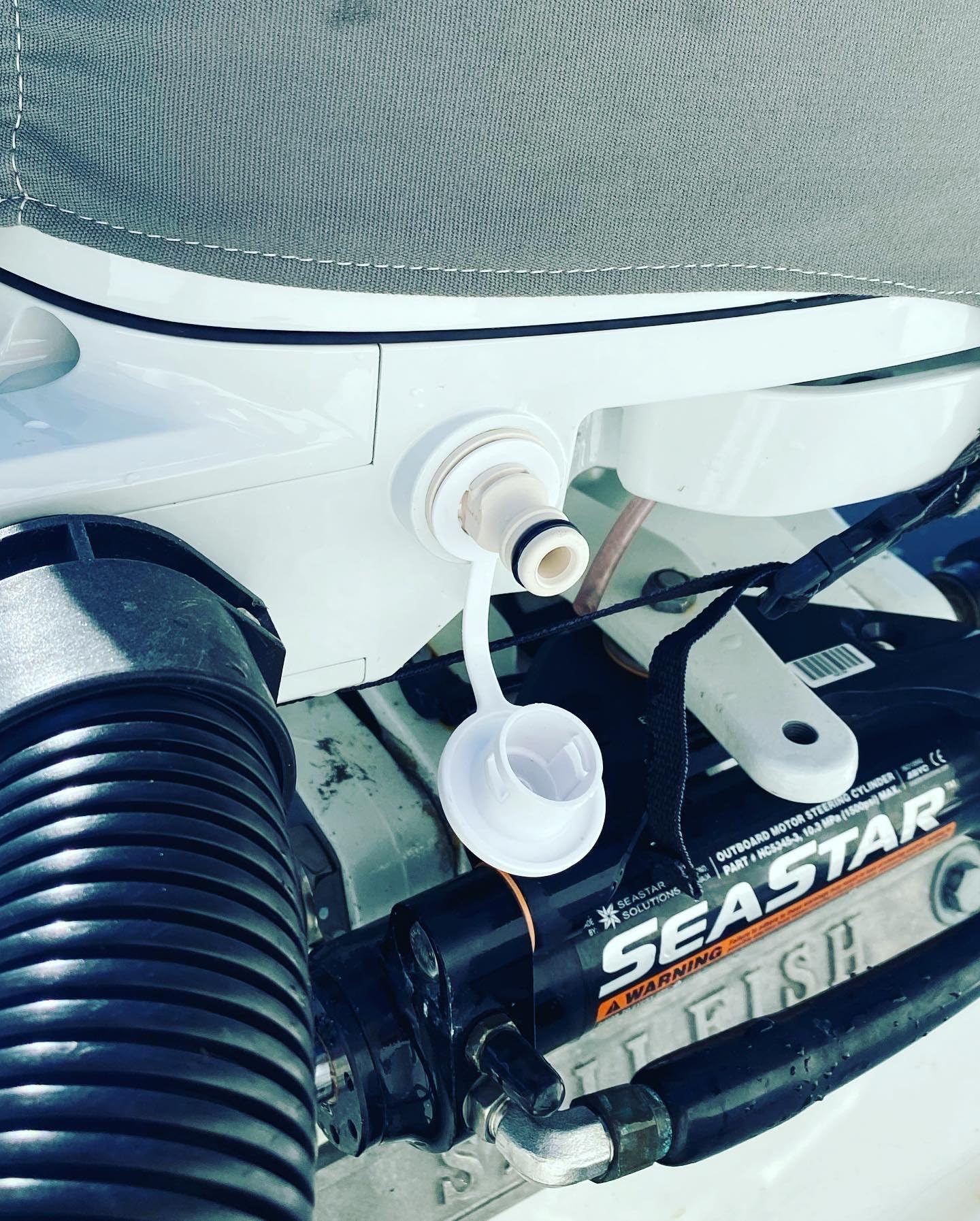 Flush-M Outboard Quick Connect Flush Kit for Suzuki Engines 25-350HP