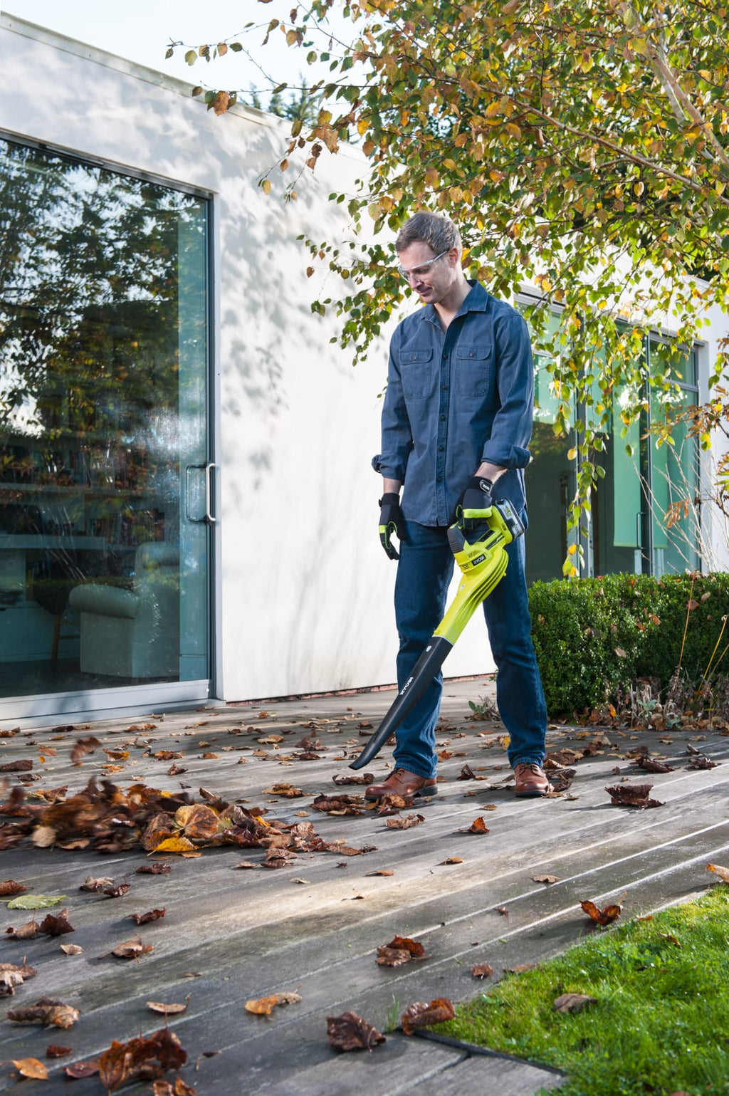 Ryobi ONE+ 18V Cordless Blower – 245 km/h Air Speed (Bare Tool)