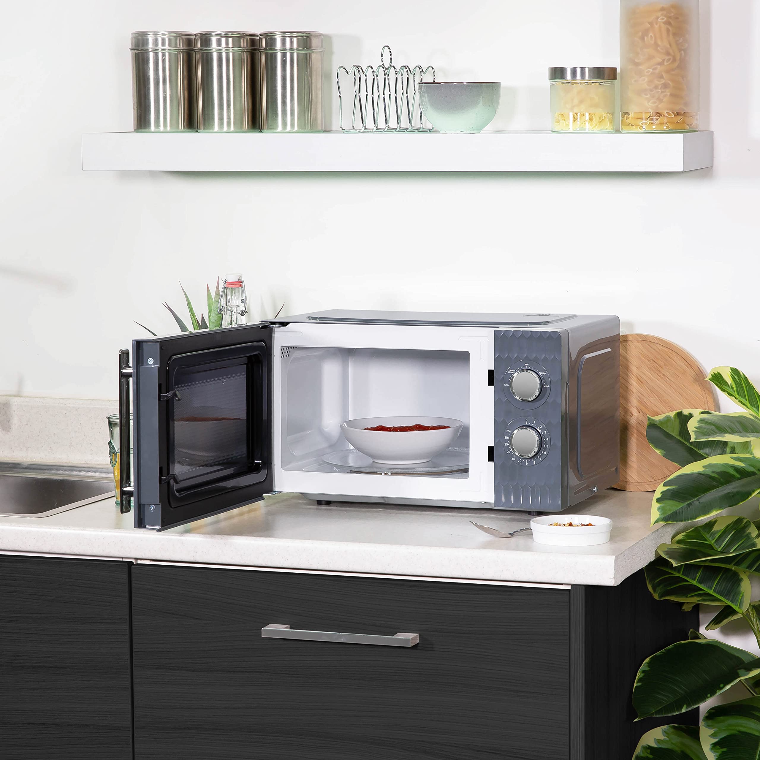 Russell Hobbs Honeycomb 17L 700W Solo Manual Microwave – Grey