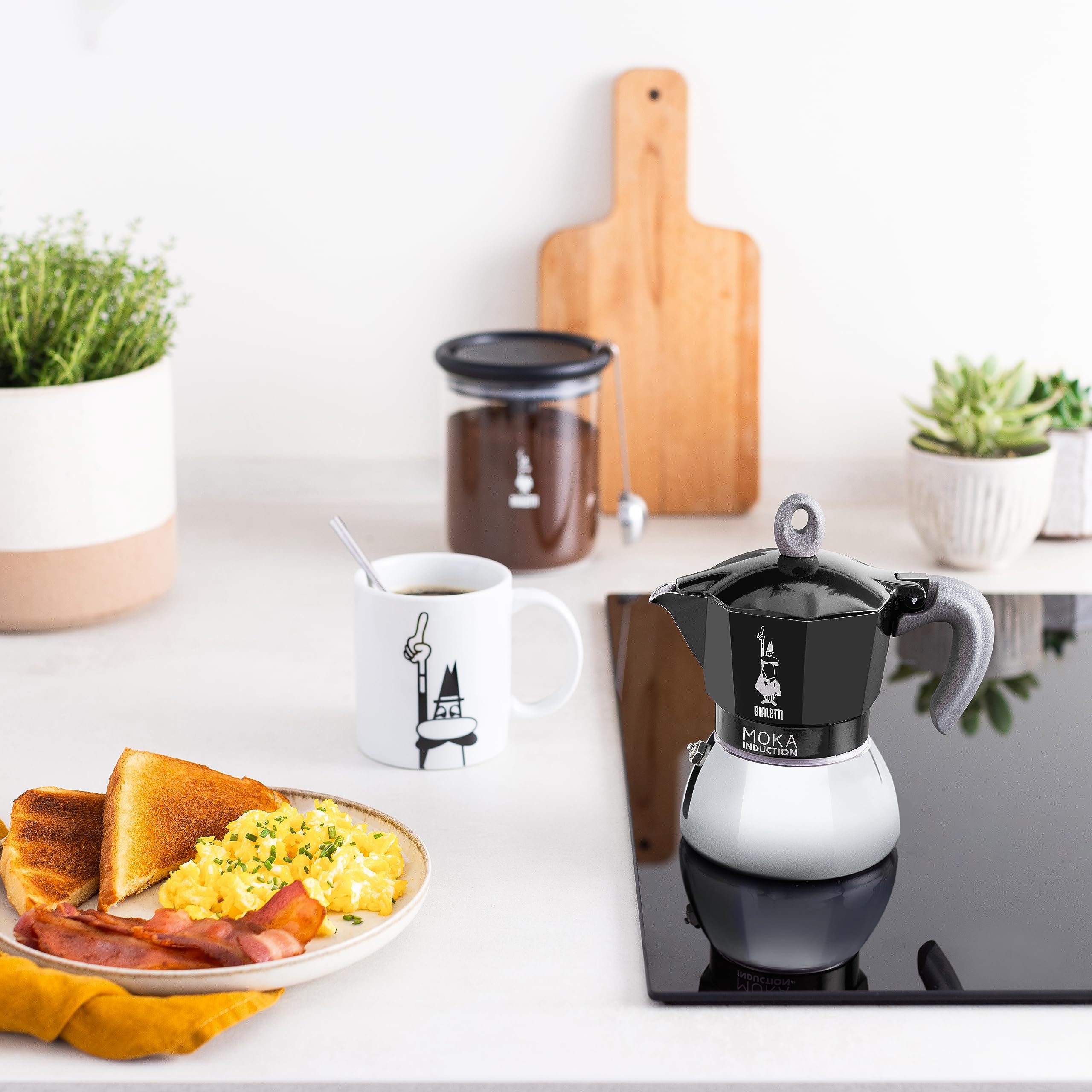 Bialetti New Moka Induction Coffee Maker | 6-Cup Aluminium – Black