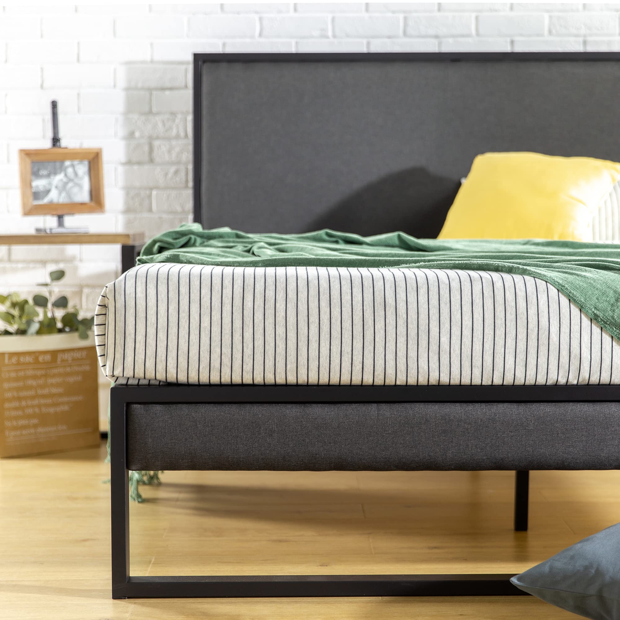 Zinus Christina Upholstered Bed Frame | Super King 180x200cm | Grey