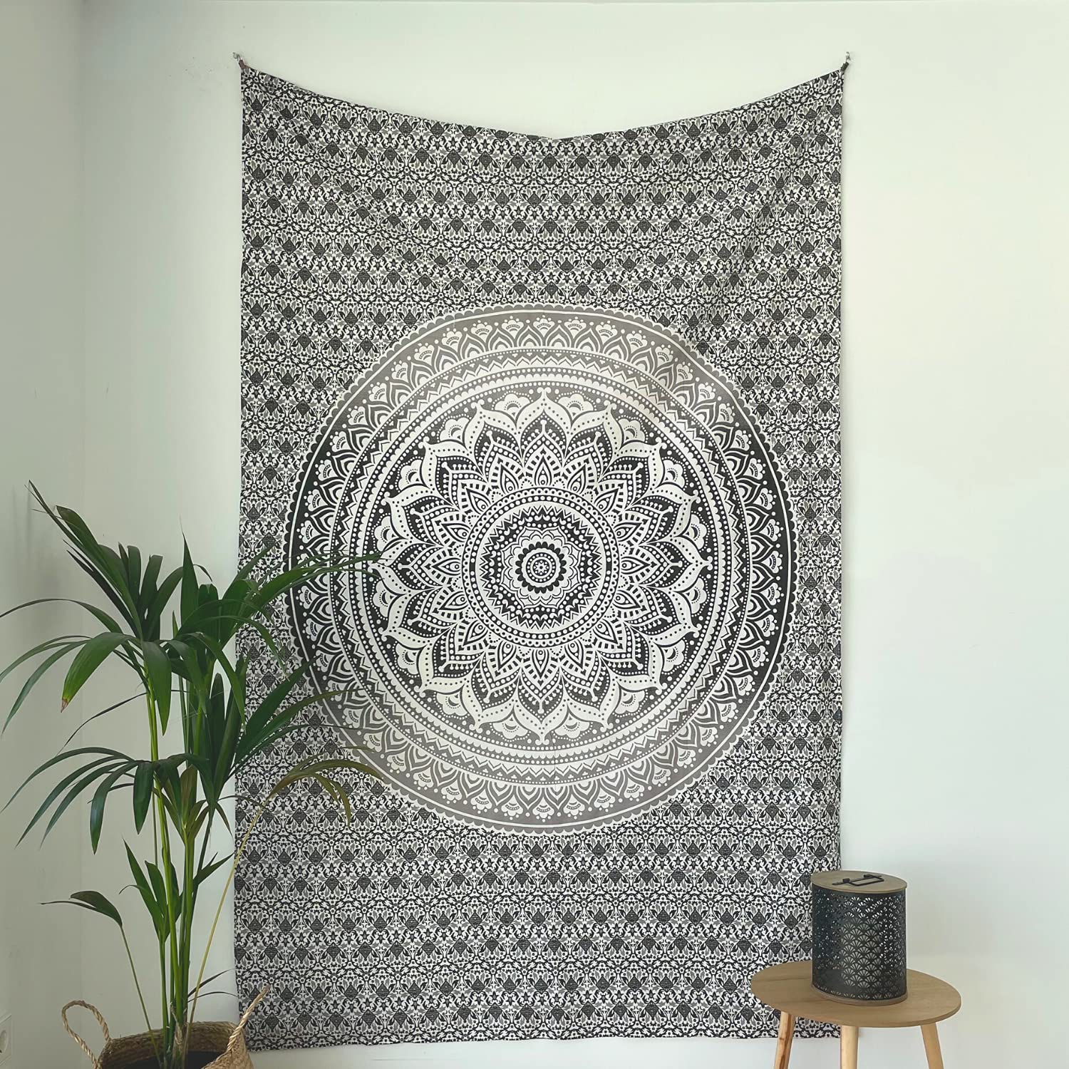 MOMOMUS Sand-Free Large Beach Towel | Grey Mandala Boho Blanket | 135x210cm
