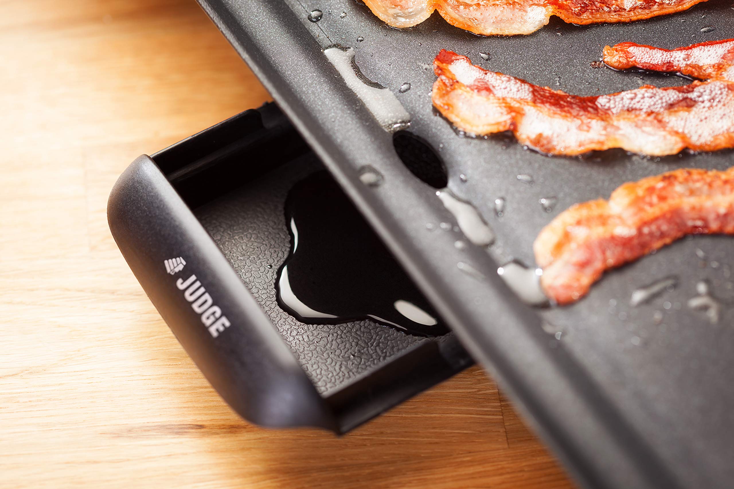 Judge Electric Teppanyaki Table Top Grill – 2000W Non-Stick Hot Plate