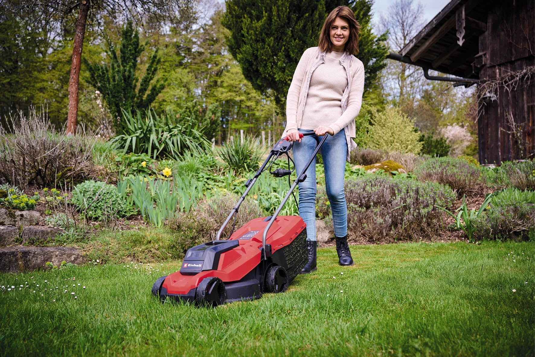 Einhell 1000W Electric Lawn Mower | 32cm Cutting Width | 30L Grass Box