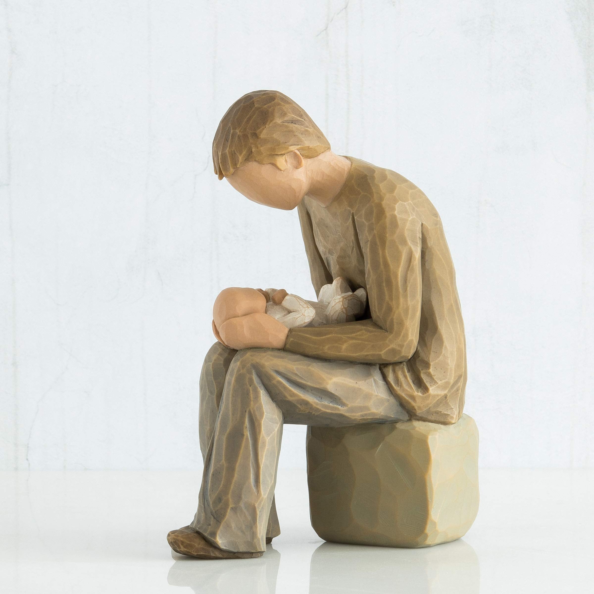 Willow Tree New Dad Figurine – Hand-Carved Susan Lordi Fatherhood Gift