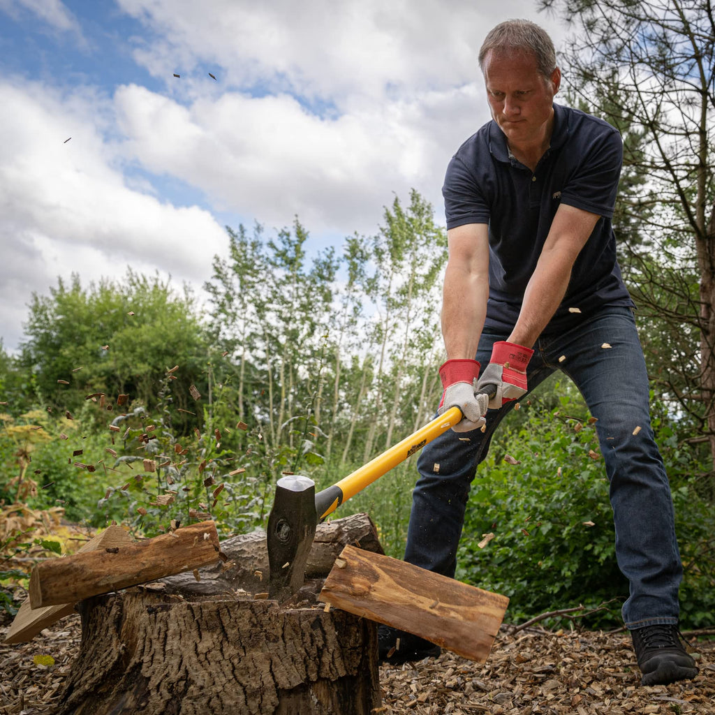 Roughneck Log Splitting Maul 3.6kg/8lb – Fibreglass Handle & Dual Wedge