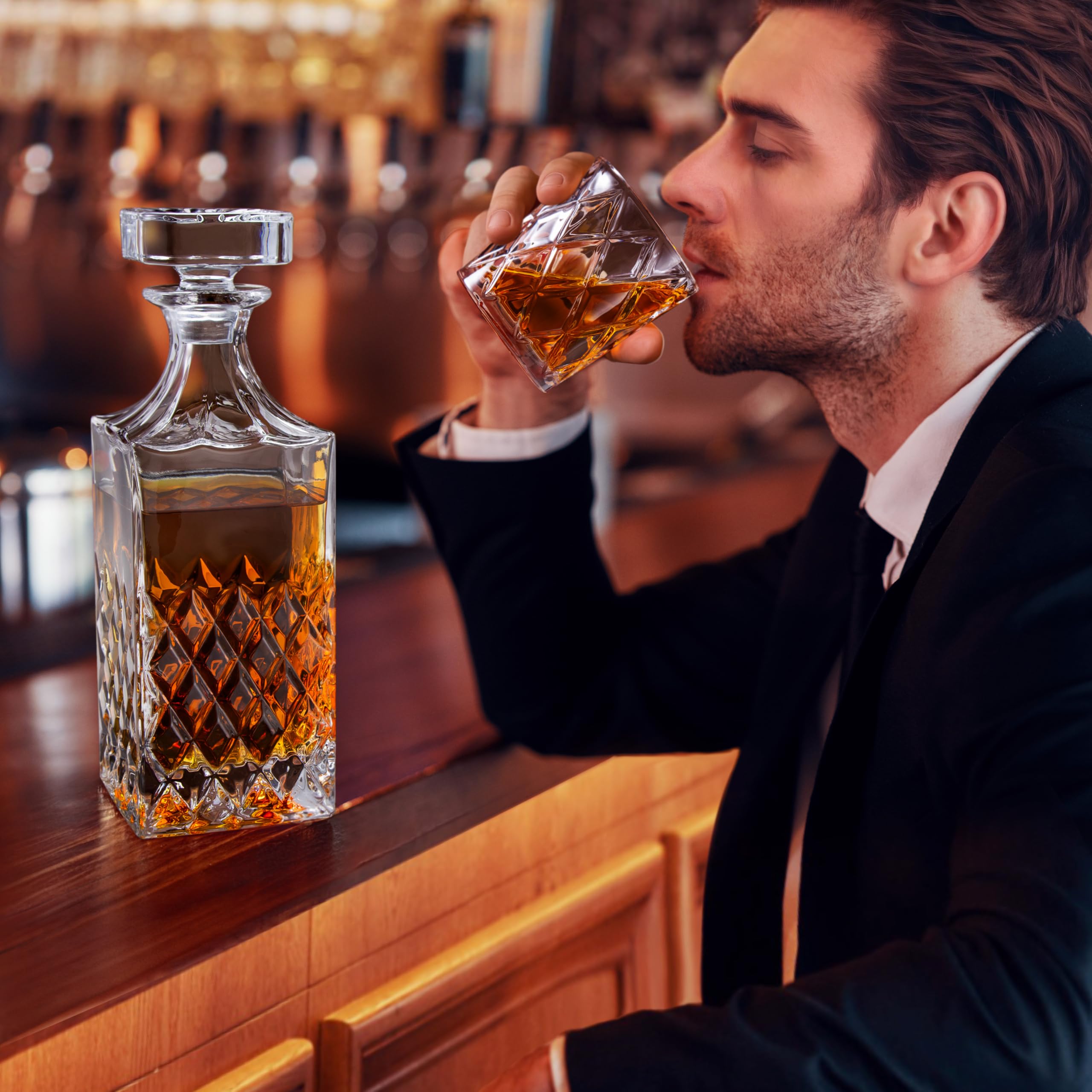 Lighten Life Whiskey Decanter Set | 849ml Bourbon Carafe with 4 Glasses