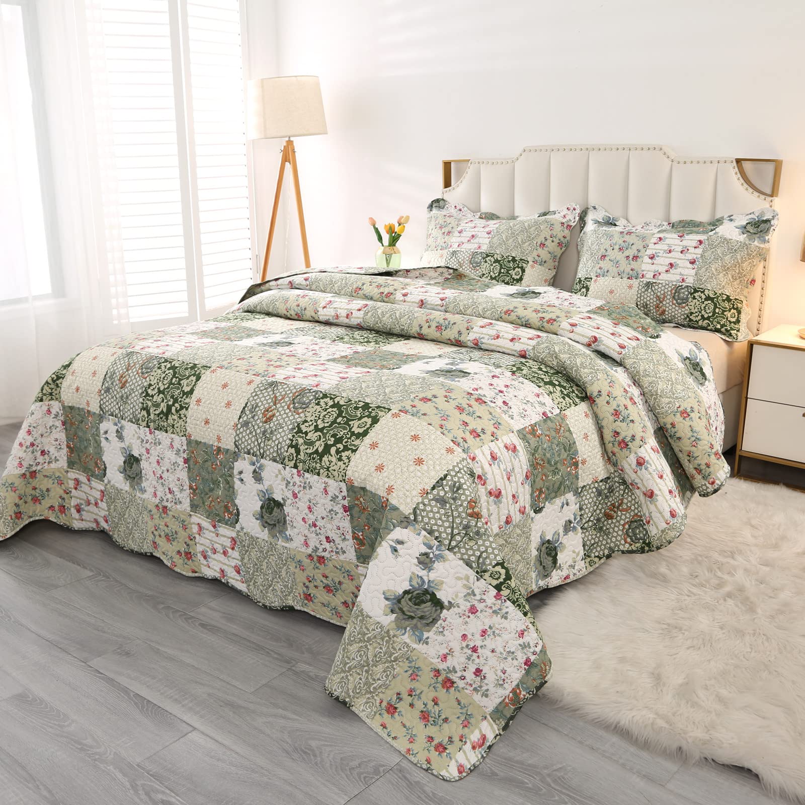 Qucover Double Bedspread Set – Green Floral Patchwork Ultrasonic Quilt