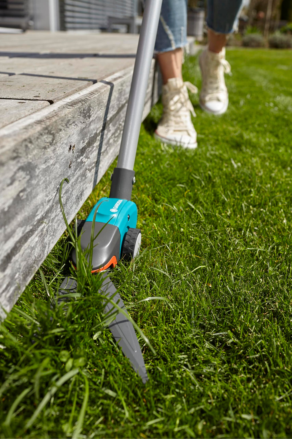 Gardena Comfort Long-Handled Grass Shears – Ergonomic Lawn Tool