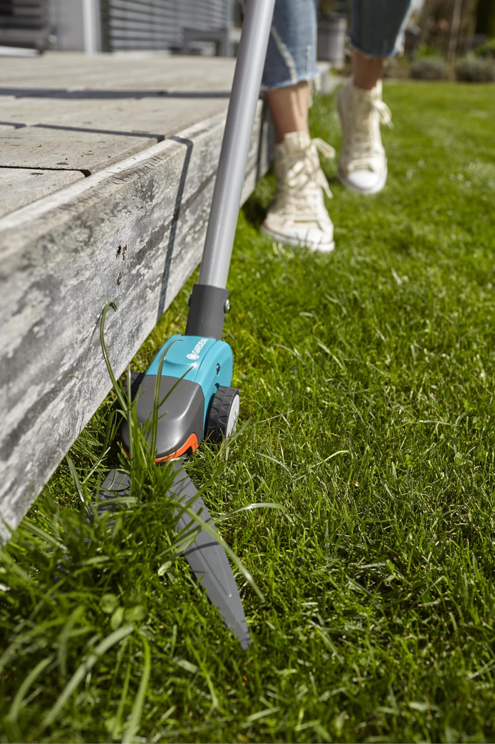 Gardena Comfort Long-Handled Grass Shears – Ergonomic Lawn Tool