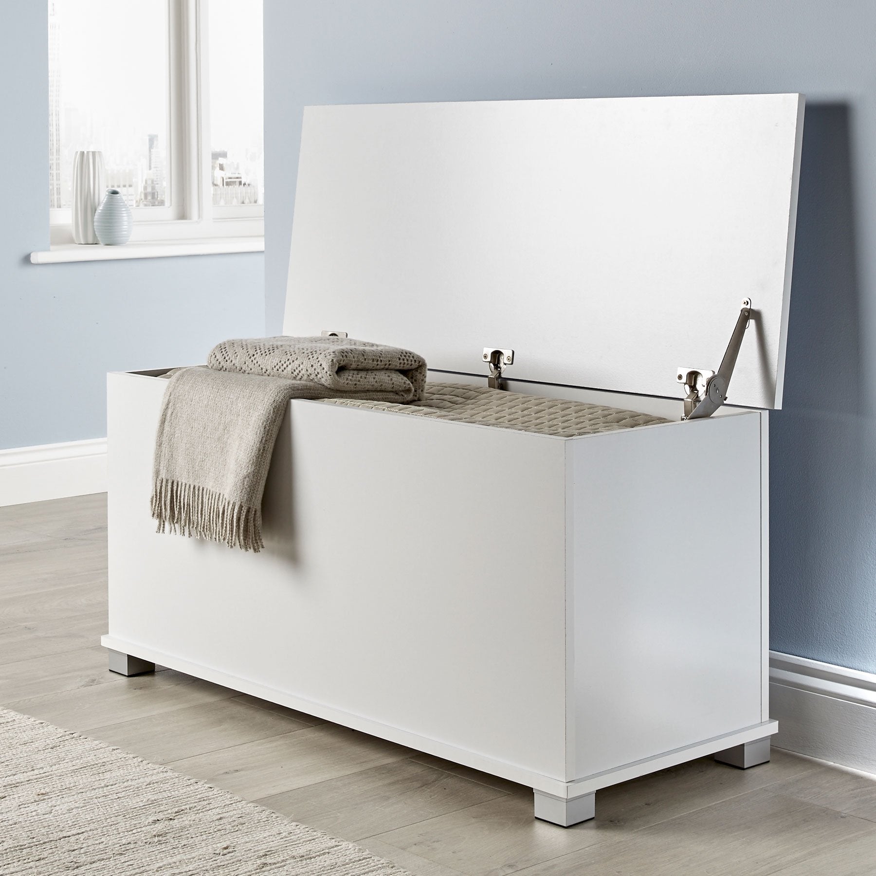 Home Source White MDF Storage Ottoman – Large Toy Chest & Blanket Box