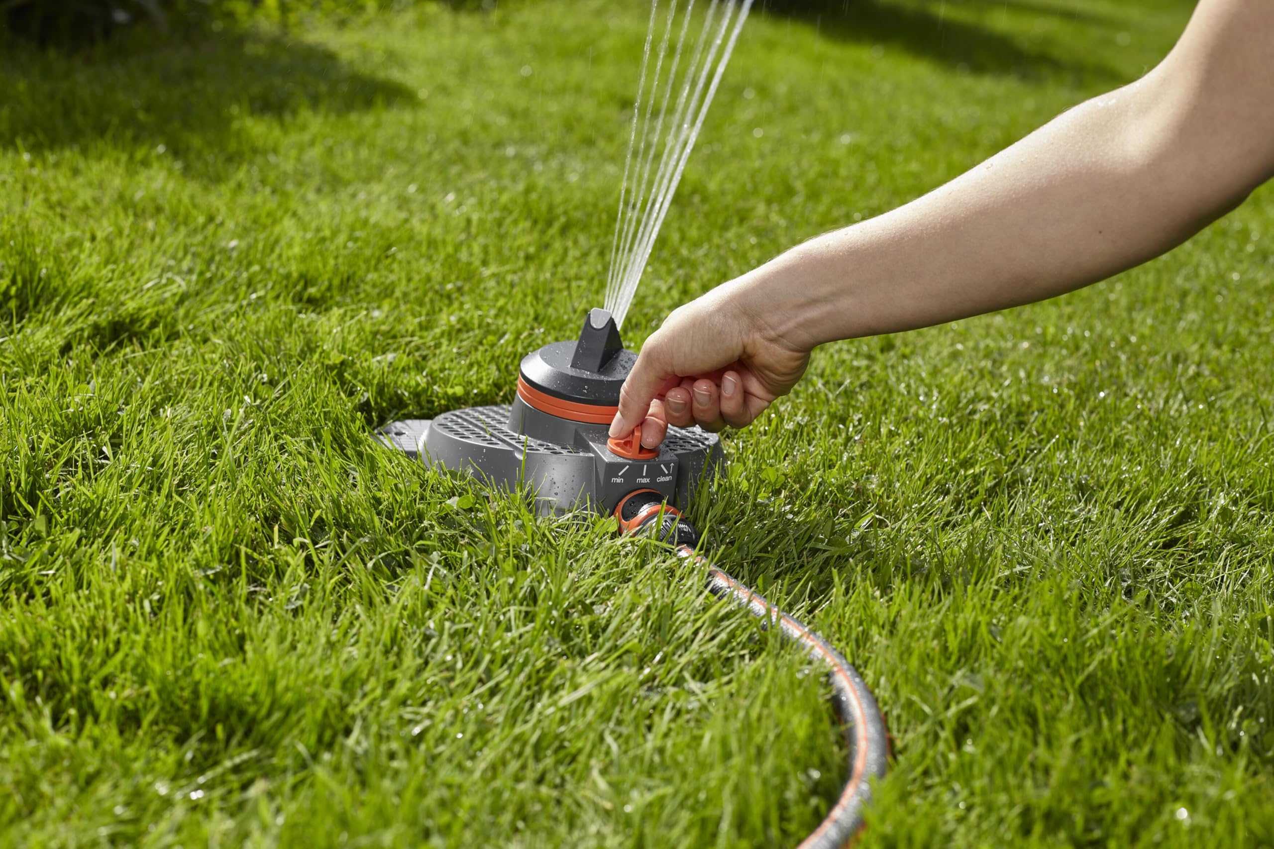 GARDENA Comfort Tango Part and Full Circle Sprinkler for 310 m² Areas