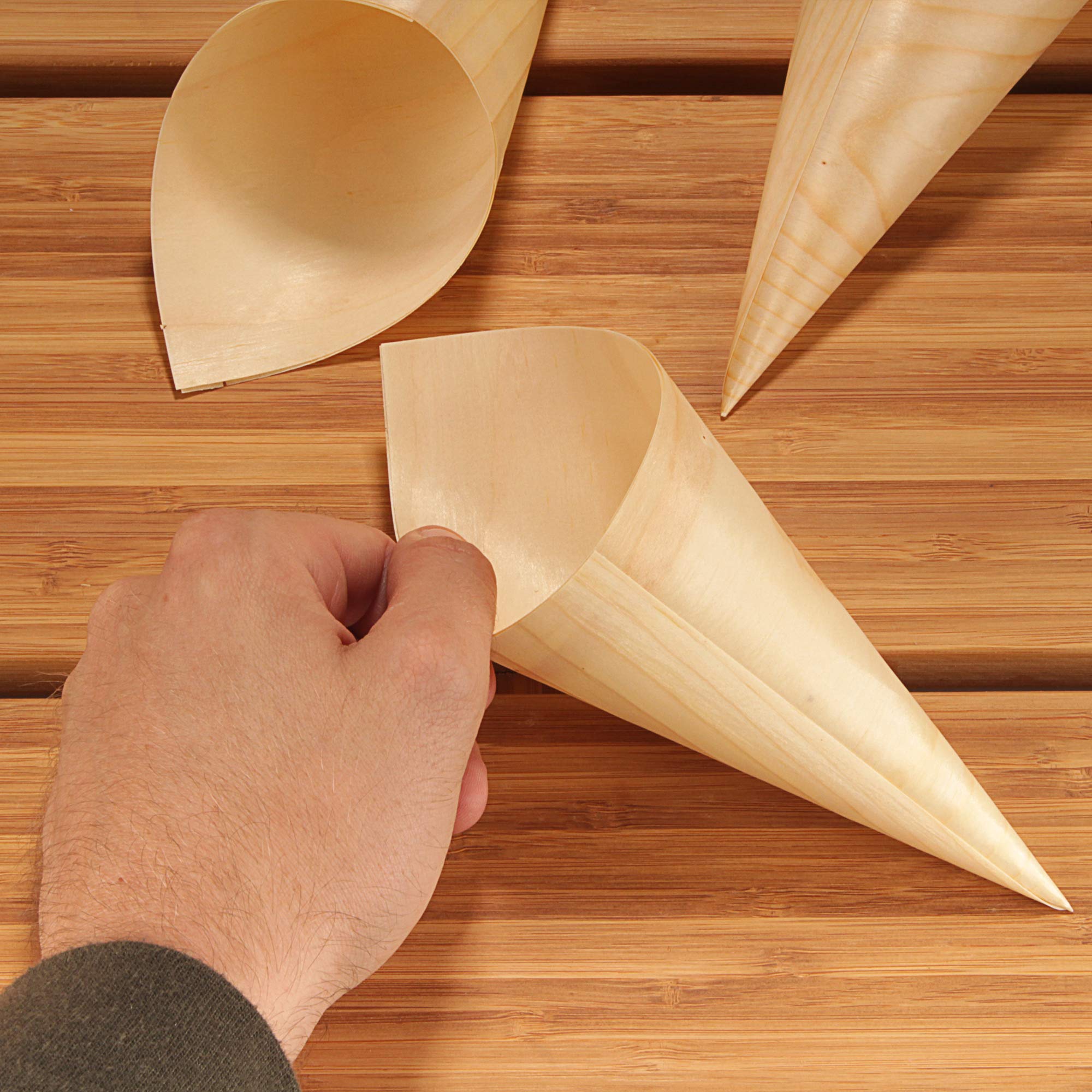BambooMN Disposable Pine Wood Food Cones – 7.1" Tall, 300 Pieces