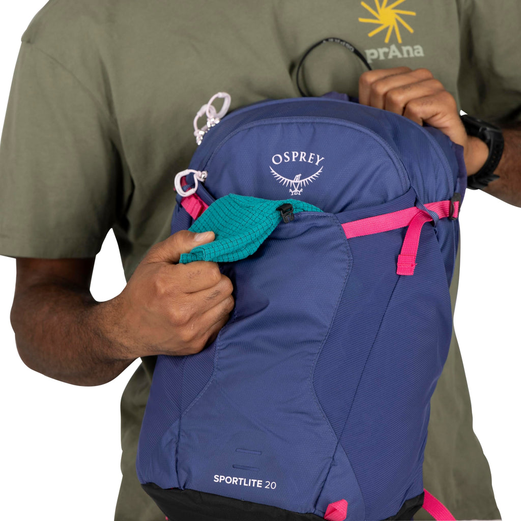 Osprey Sportlite 20 Hiking Daypack – Lightweight Hydration Backpack