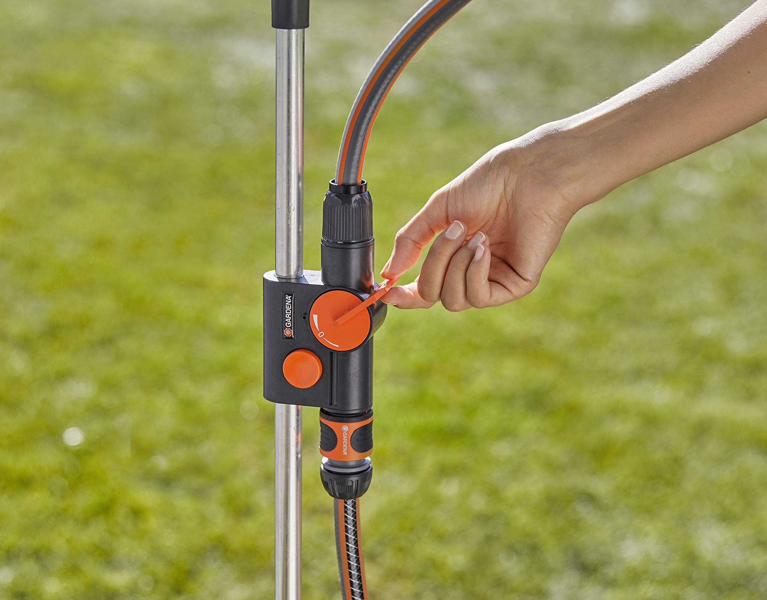 Gardena Garden Shower Trio | Tripod Outdoor Shower with 2 Spray Modes