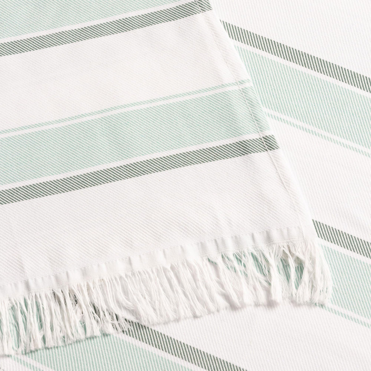 GAMUSI Rectangular Beach Towel – Bath Fouta – Embossed Fabric – Dyed Thread with Fringes – Green. - image 4